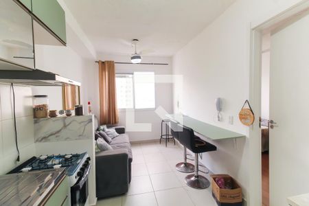 Sala/Cozinha de apartamento para alugar com 1 quarto, 26m² em Brás, São Paulo