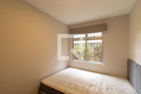 Quarto 2 de apartamento para alugar com 2 quartos, 42m² em Cidade Industrial de Curitiba, Curitiba