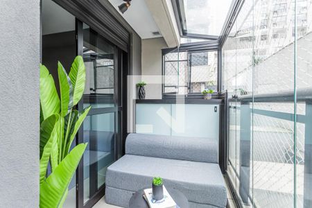 Sacada da Sala de apartamento à venda com 2 quartos, 60m² em Indianópolis, São Paulo