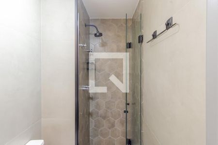 Banheiro de apartamento à venda com 2 quartos, 60m² em Indianópolis, São Paulo