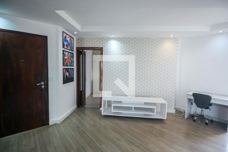 Apartamento para alugar com 3 quartos, 72m² em Jardim Henriqueta, Taboão da Serra