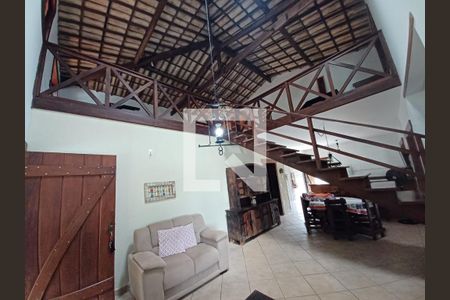 Sala de casa para alugar com 4 quartos, 1000m² em Várzea, Lagoa Santa