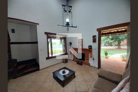 Sala de casa para alugar com 4 quartos, 1000m² em Várzea, Lagoa Santa
