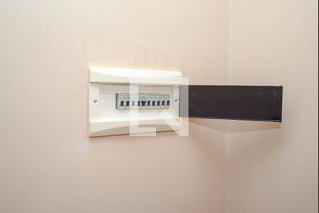 Quadro de luz de casa para alugar com 2 quartos, 60m² em Santa Isabel, Viamão