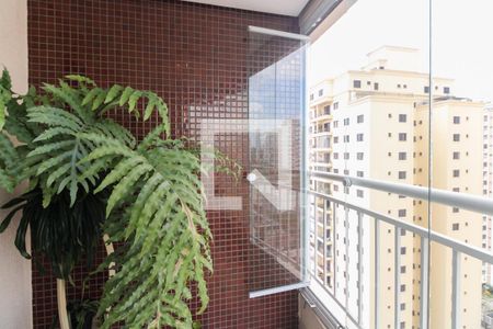 Varanda  de apartamento para alugar com 3 quartos, 90m² em Vila Azevedo, São Paulo