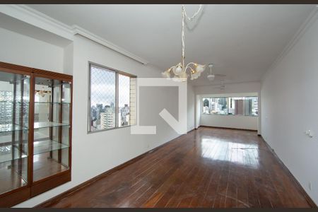 SALA de apartamento para alugar com 4 quartos, 139m² em São Jorge, Belo Horizonte