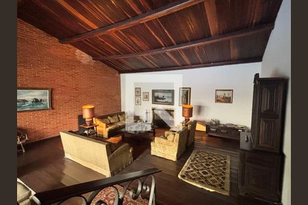 Sala 1 de casa à venda com 3 quartos, 684m² em Vila Mariana, São Paulo