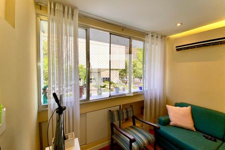 Apartamento à venda com 2 quartos, 80m² em Laranjeiras, Rio de Janeiro