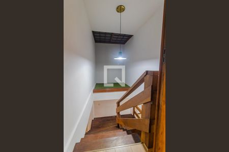 Casa para alugar com 4 quartos, 334m² em Guarujá, Porto Alegre