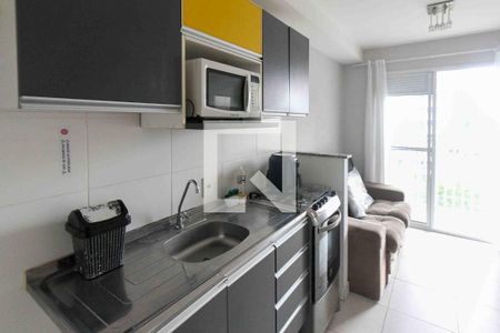 Cozinha e Área de Serviço de apartamento para alugar com 1 quarto, 32m² em Vila Ema, São Paulo