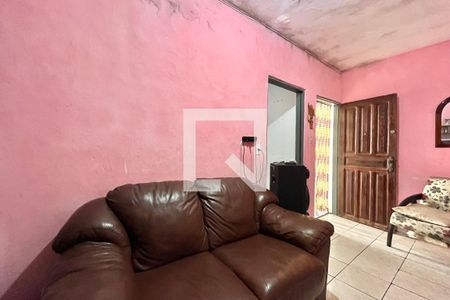 Sala 1 de casa à venda com 5 quartos, 137m² em Conjunto Residencial Jardim Canaa, São Paulo