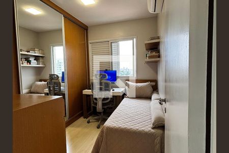 Quarto de apartamento à venda com 2 quartos, 64m² em Vila da Saúde, São Paulo