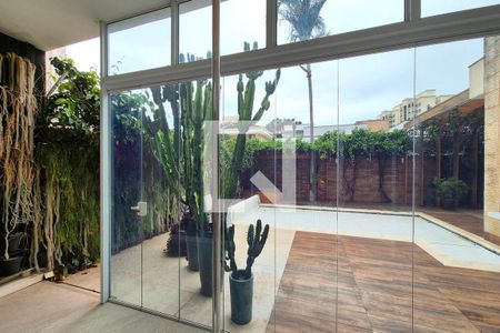 Vista da Sala  de casa de condomínio à venda com 5 quartos, 583m² em Swiss Park, Campinas