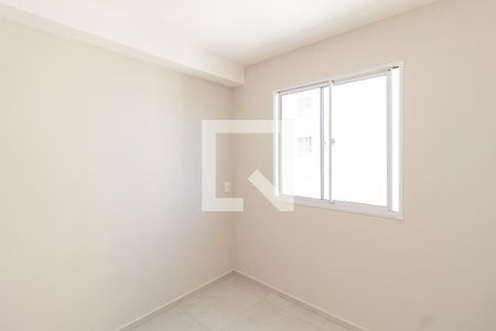 Quarto 2 de apartamento para alugar com 2 quartos, 39m² em Chacara Santa Lucia dos Ypes, Carapicuíba