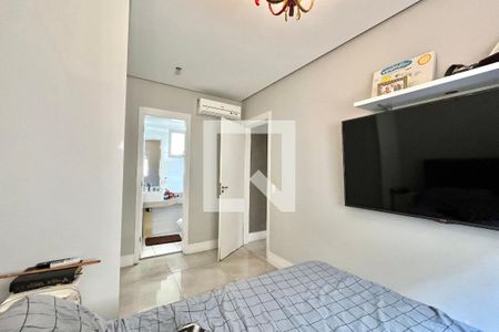 Suite de apartamento à venda com 2 quartos, 55m² em Vila Fachini, São Paulo