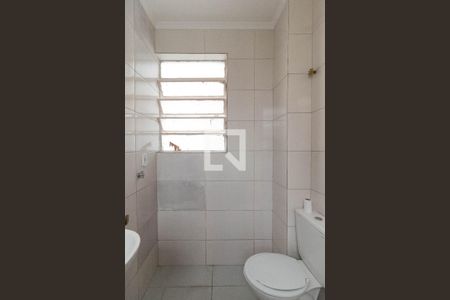 Banheiro de kitnet/studio para alugar com 1 quarto, 33m² em Barra Funda, São Paulo