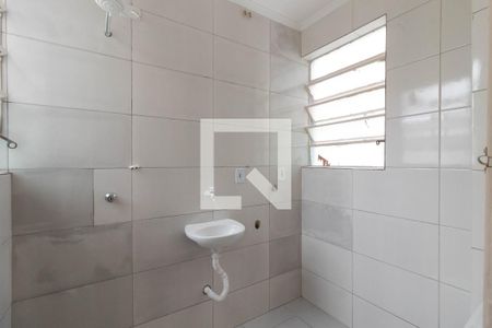 Banheiro de kitnet/studio para alugar com 1 quarto, 33m² em Barra Funda, São Paulo