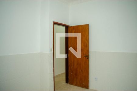 Casa para alugar com 4 quartos, 300m² em Residencial Licardino Ney, Goiânia