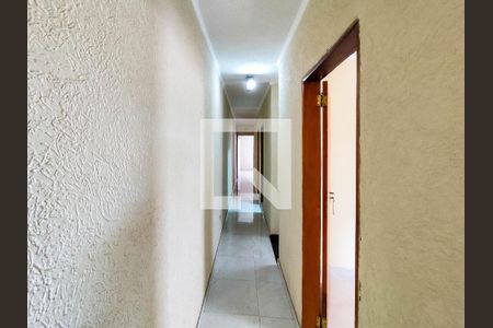 Corredor dos Quartos de casa para alugar com 4 quartos, 181m² em Jardim Cotiana, São Paulo