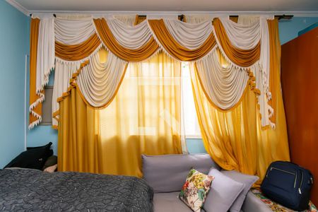 Quarto 1 de casa para alugar com 3 quartos, 250m² em Jardim Santa Adelia, São Paulo