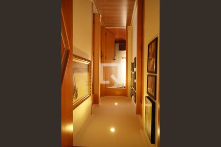 Corredor de apartamento à venda com 3 quartos, 69m² em Tatuapé, São Paulo