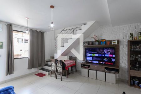 Sala de apartamento à venda com 2 quartos, 122m² em Parque Xangri-lá, Contagem