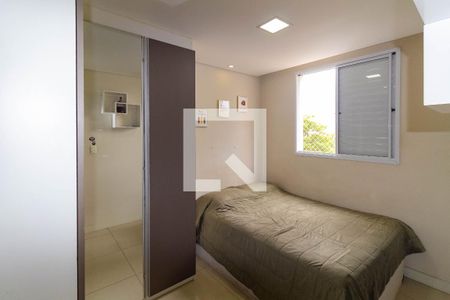 Quarto 2 de apartamento para alugar com 2 quartos, 50m² em Jardim Vila Formosa, São Paulo