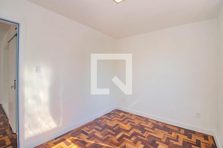 Quarto 1 de apartamento à venda com 2 quartos, 48m² em Jardim Itu, Porto Alegre