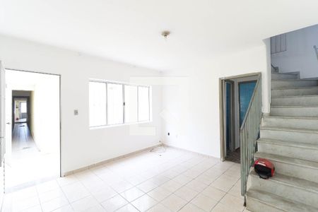 Casa para alugar com 2 quartos, 70m² em Vila Constança, São Paulo