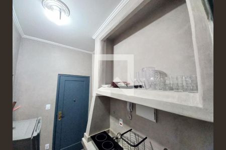 Cozinha de apartamento para alugar com 1 quarto, 20m² em Itararé, São Vicente