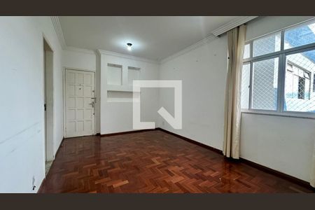 Sala  de apartamento à venda com 2 quartos, 82m² em Sagrada Família, Belo Horizonte