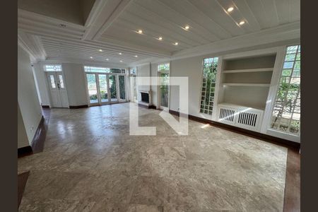 Casa à venda com 4 quartos, 437m² em Alphaville Residencial Um, Barueri