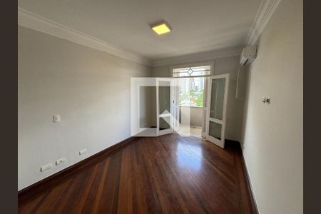 Casa à venda com 4 quartos, 437m² em Alphaville Residencial Um, Barueri