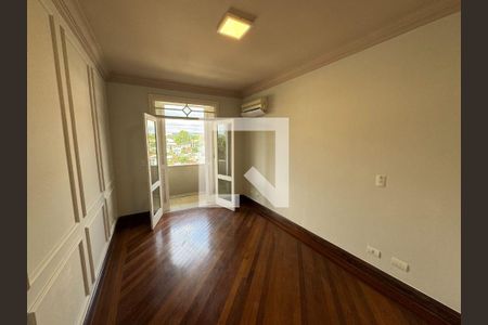 Casa à venda com 4 quartos, 437m² em Alphaville Residencial Um, Barueri