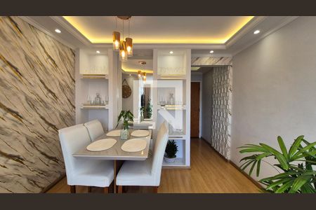 Sala de apartamento à venda com 3 quartos, 61m² em Vila Luzita, Santo André