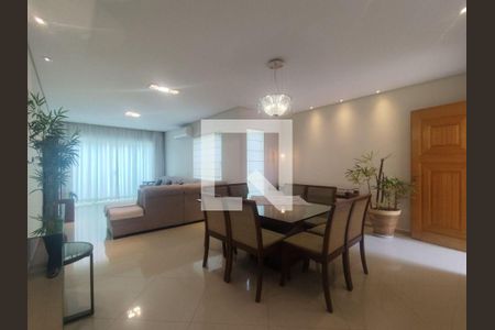 Casa à venda com 4 quartos, 161m² em Vila Mariana, São Paulo