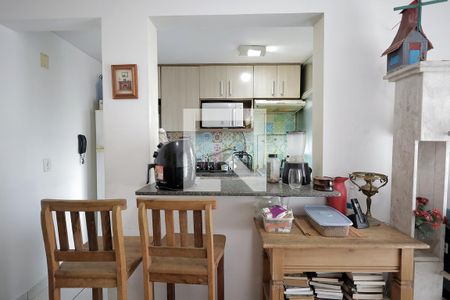 Cozinha de apartamento à venda com 2 quartos, 50m² em Parque Sao Vicente, Santo André