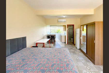 Quarto  de kitnet/studio para alugar com 1 quarto, 25m² em São João do Rio Vermelho, Florianópolis
