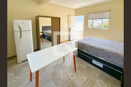 Sala/Quarto de kitnet/studio para alugar com 1 quarto, 25m² em São João do Rio Vermelho, Florianópolis