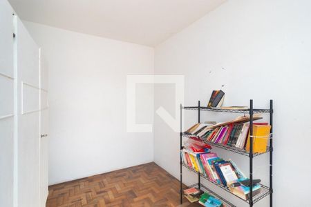 Quarto 1 de apartamento para alugar com 2 quartos, 49m² em Santo Antônio, Porto Alegre
