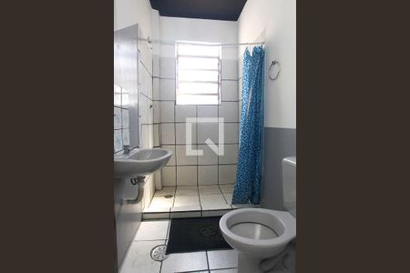 Banheiro de apartamento para alugar com 1 quarto, 46m² em Centro Histórico, Porto Alegre