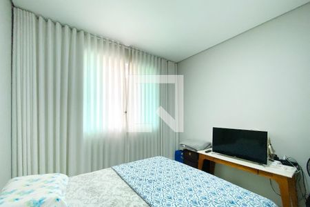 Quarto 1 de apartamento à venda com 2 quartos, 77m² em Califórnia, Belo Horizonte