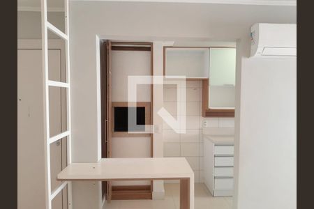 Sala  de apartamento para alugar com 3 quartos, 73m² em Cavalhada, Porto Alegre