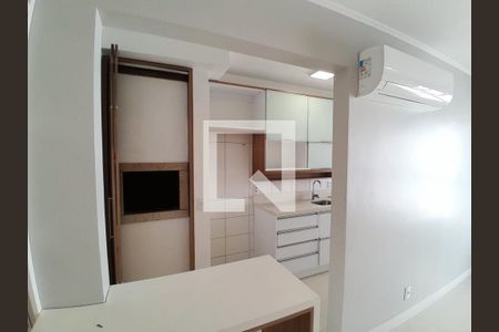 Sala  de apartamento para alugar com 3 quartos, 73m² em Cavalhada, Porto Alegre