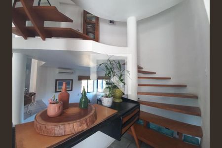 Casa para alugar com 4 quartos, 1384m² em Lagoa da Conceição, Florianópolis