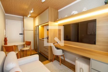 Sala e Cozinha de apartamento à venda com 1 quarto, 30m² em Pinheiros, São Paulo