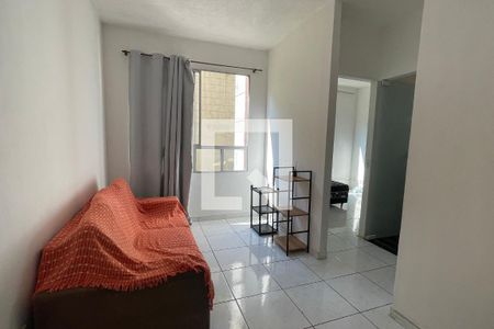 Sala de apartamento para alugar com 2 quartos, 45m² em Jardim Primavera, Duque de Caxias