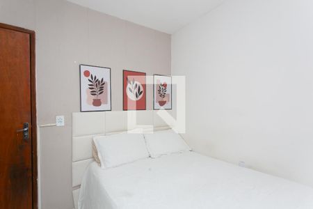 Casa de Condomínio para alugar com 2 quartos, 66m² em Parada Xv de Novembro, São Paulo