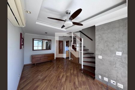 Sala de apartamento para alugar com 2 quartos, 70m² em Recreio dos Bandeirantes, Rio de Janeiro