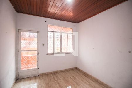 Sala de casa para alugar com 2 quartos, 93m² em Cabuís, Nilópolis